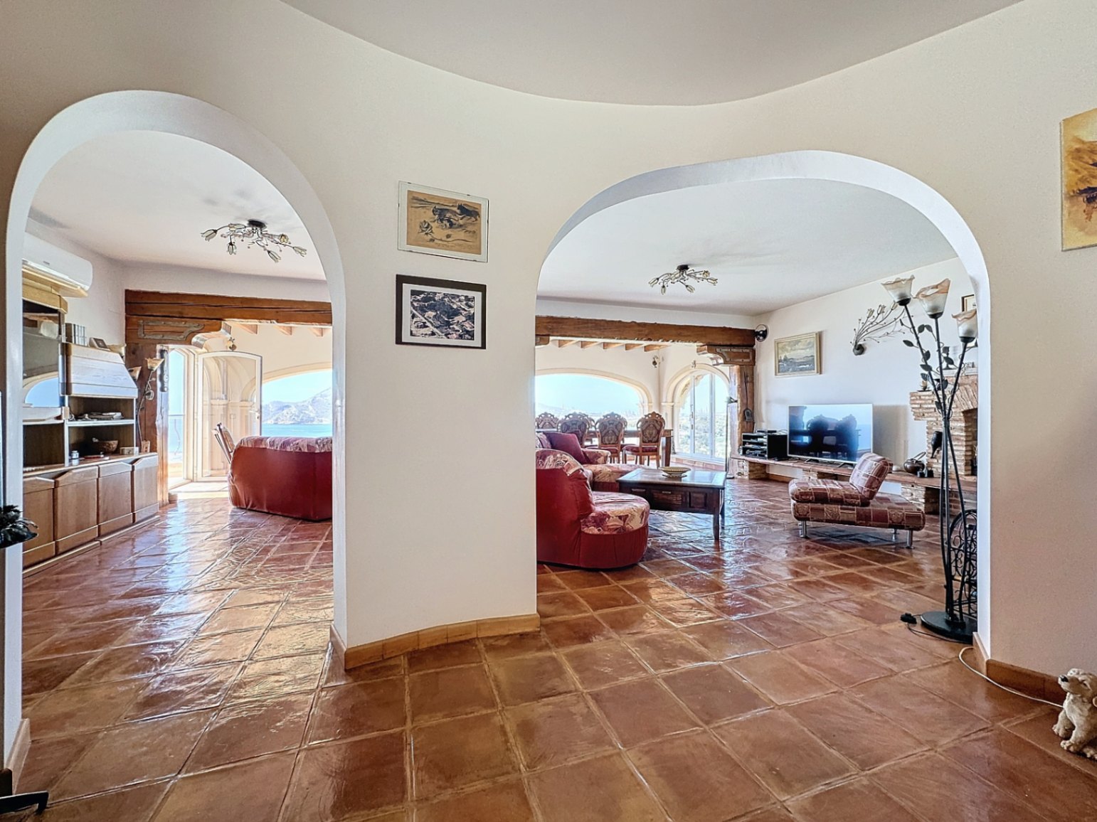 SPECTACULAR VILLA FOR SALE NEAR THE OLD TOWN OF ALTEA