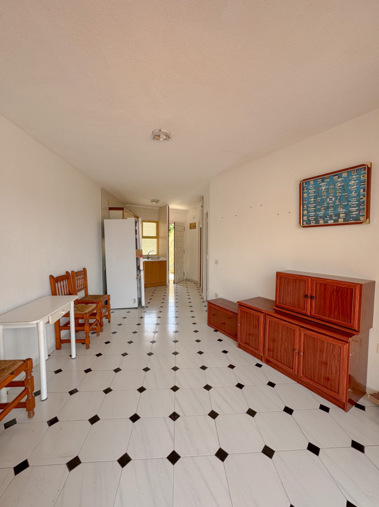 WOHNUNG ZUM VERKAUF IN EL ALBIR