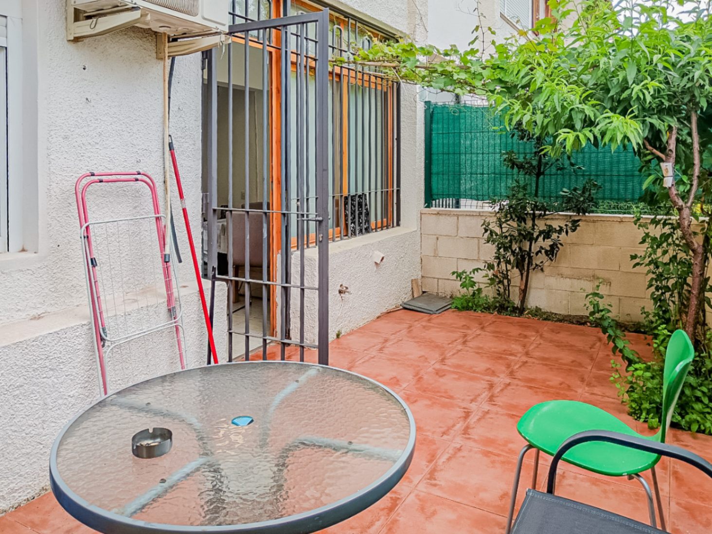 APPARTEMENT OP DE BEGANE GROND TE KOOP IN ALFAZ DEL PI